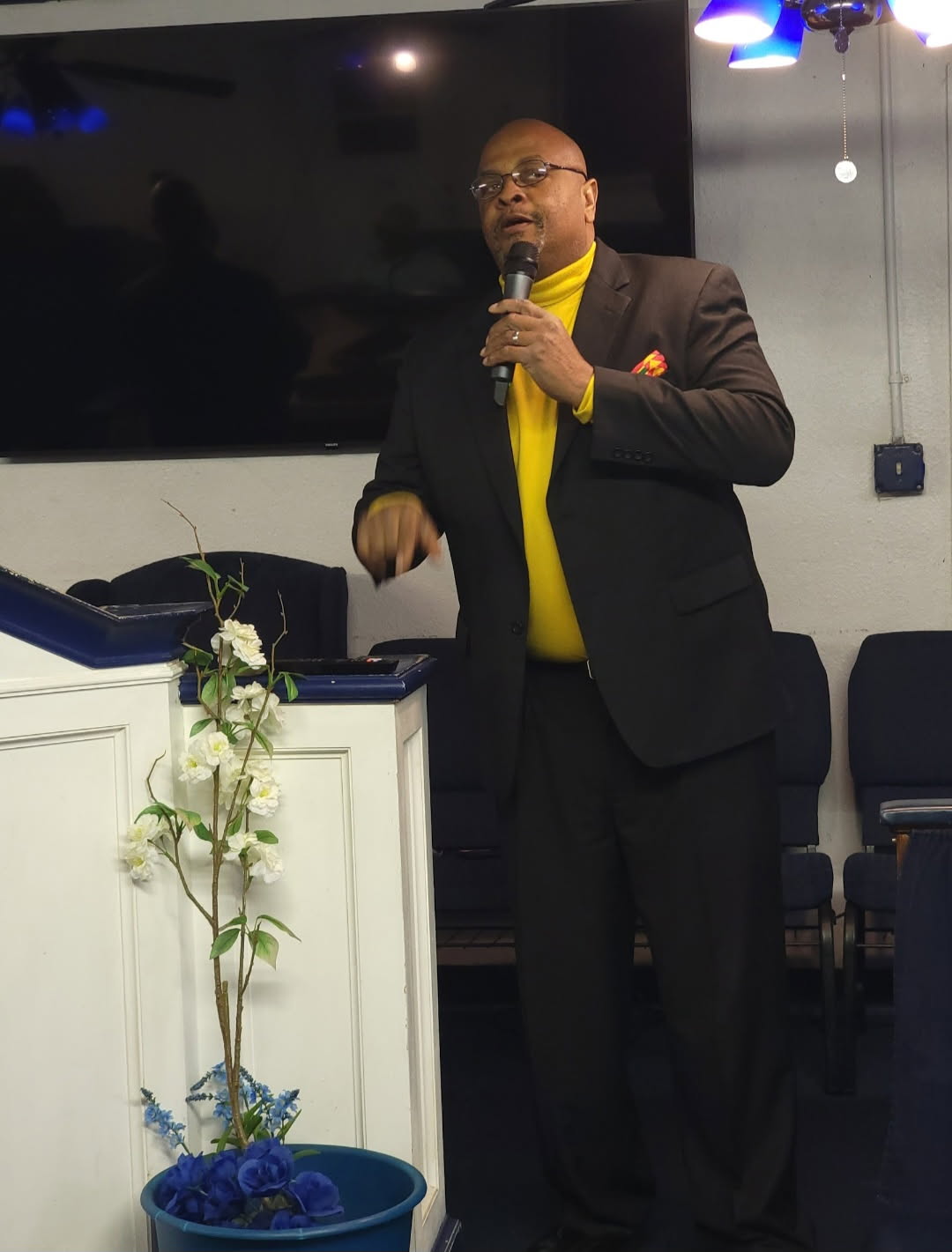 Pastor Ronnie Strickland Sr.
